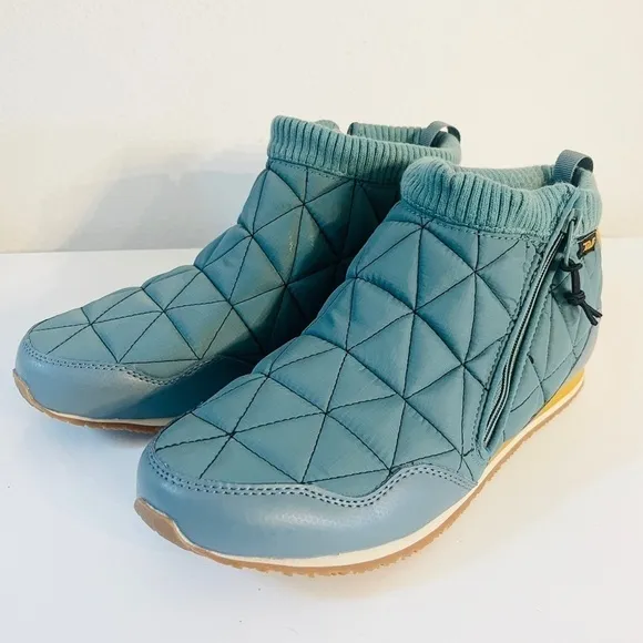 Teva Ember Mid Quilted Sneaker Mens Boots Sage Brush Green Size 9