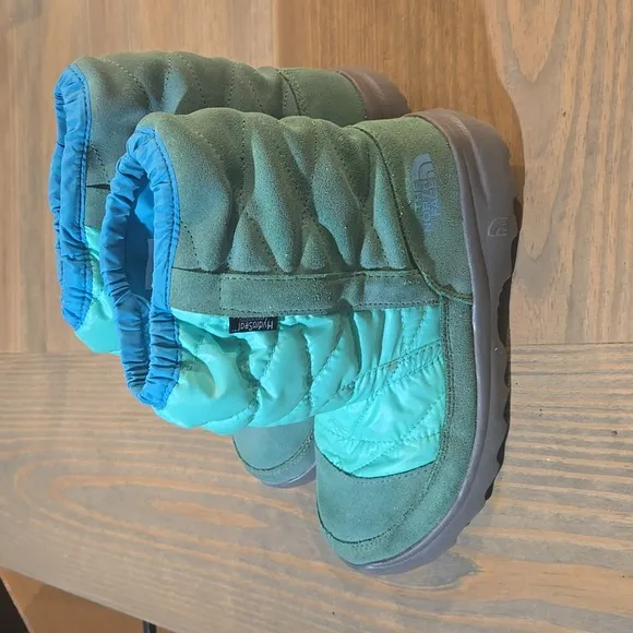 The North Face CXY3DXQ-2 Girl's Winter Camp WP Midline Blue Winter Boots