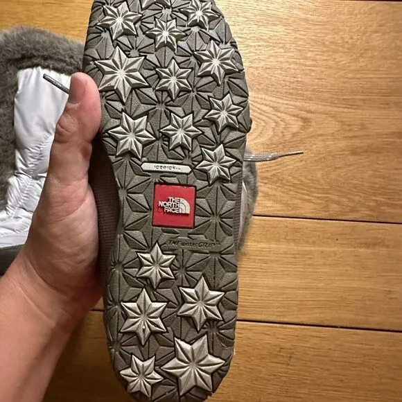 The North face icepick quilted boots white down 6.5