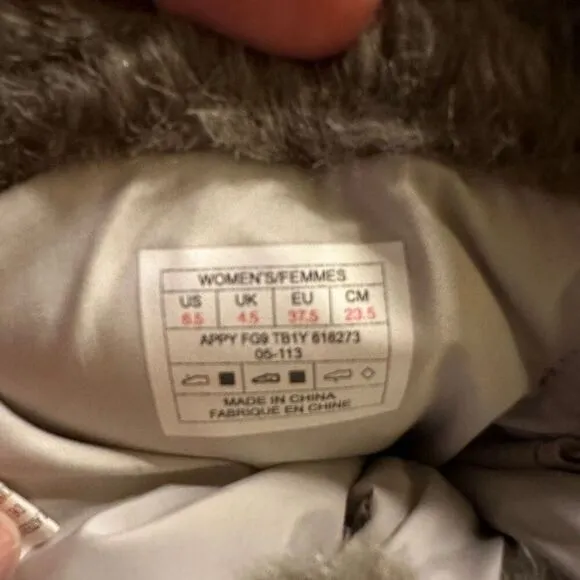 The North face icepick quilted boots white down 6.5