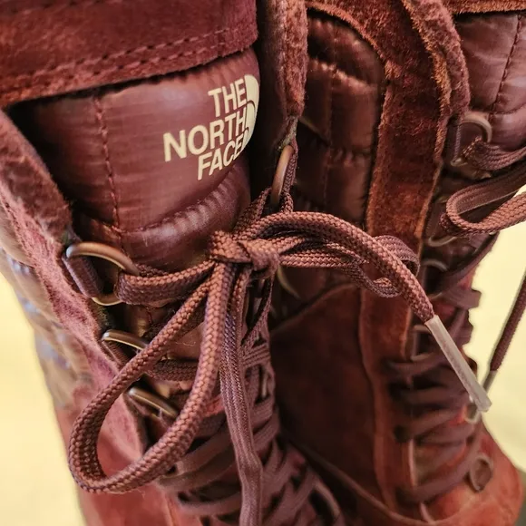 The North Face Quilted Thermoball Boots 8.5