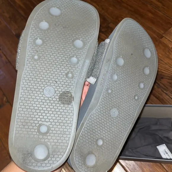 THOM BROWNE TERRY CLOTH POOL SLIDES