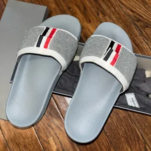 THOM BROWNE TERRY CLOTH POOL SLIDES