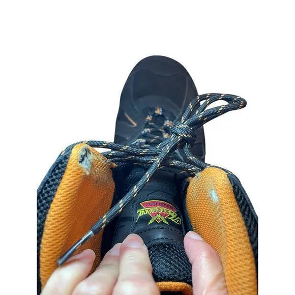 Thorogood Men's Crosstrex Series Waterproof 6&quot; Black Safety Toe Hiker US Size 10