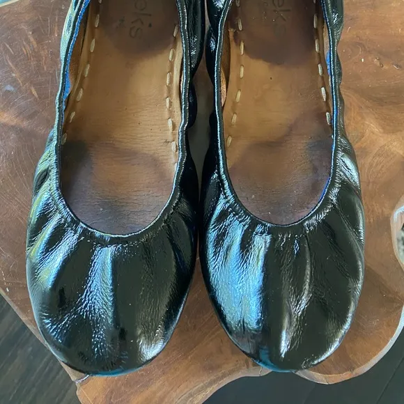 🖤Tieks in BLACK size 7 women's travel flats all-leather rubber soles teal
