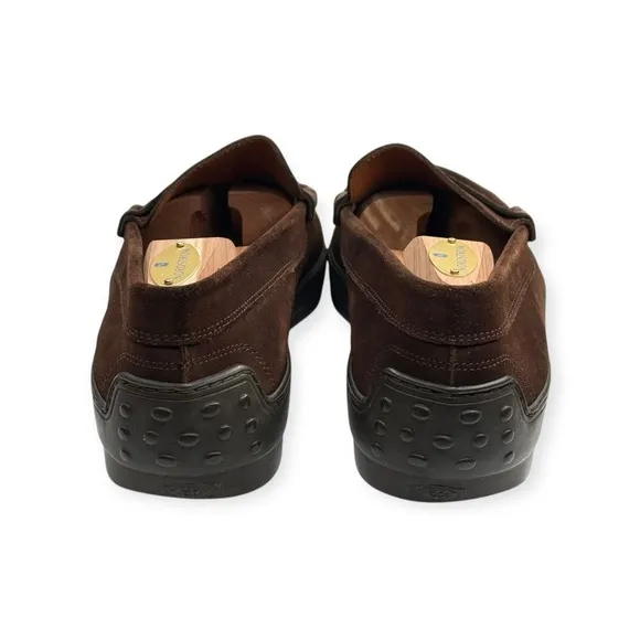 Tod’s ❂ Luxury Slip On Penny Loafers ❂ Choc Brown Suede ❂ 10.5 ❂ Vibram Sole