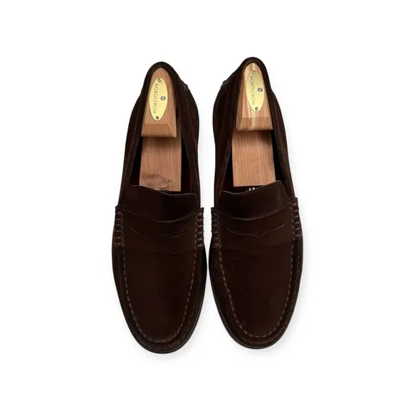 Tod’s ❂ Luxury Slip On Penny Loafers ❂ Choc Brown Suede ❂ 10.5 ❂ Vibram Sole