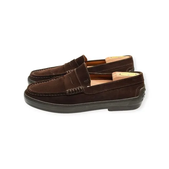 Tod’s ❂ Luxury Slip On Penny Loafers ❂ Choc Brown Suede ❂ 10.5 ❂ Vibram Sole