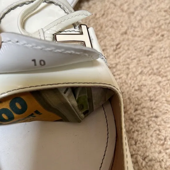 Tod's SZ 10, made in Italy smooth white flats with back ankle strap.