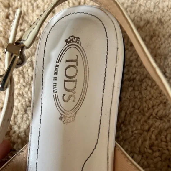 Tod's SZ 10, made in Italy smooth white flats with back ankle strap.