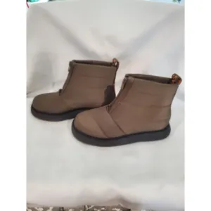 Toms Puffer Womens Front Zip Quilted Ankle Boots size7.5. S69