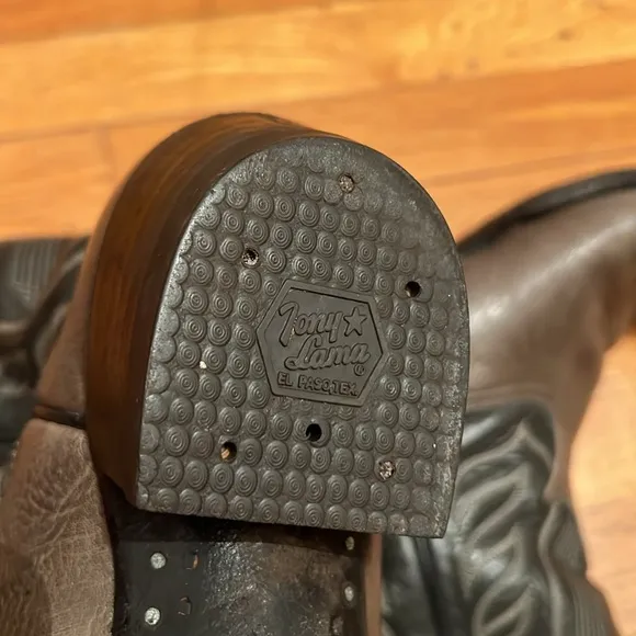 Tony Lama Leather Cowboy Boots in Sage Grey, size 9