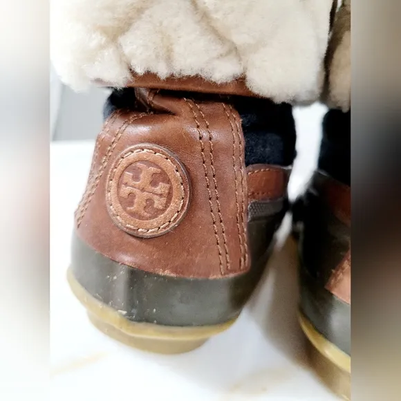 Tory Burch Abbott Shearling Duck Boots Front Zip Almond/Charcoal/Olive US 9