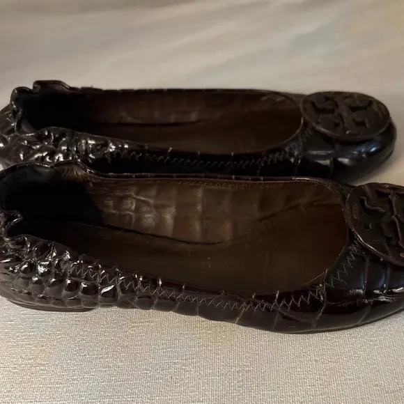 Tory Burch Brown Crocodile Patent Leather Reva Ballet Flats Sz 5M