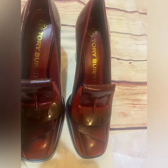 Tory Burch Buckle-Embellished wild berry Burnished Leather Loafers Size 6