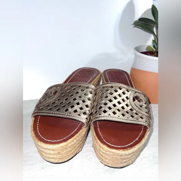 Tory Burch | Leather Thatched Espadrille Platform Sandals | 9 | Authenticated‼️