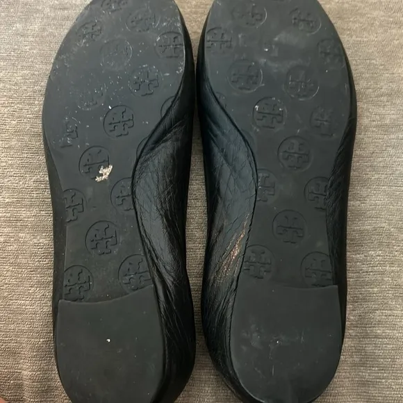 Tory Burch Minnie Travel Ballet Flat Black and Gold size 7.5