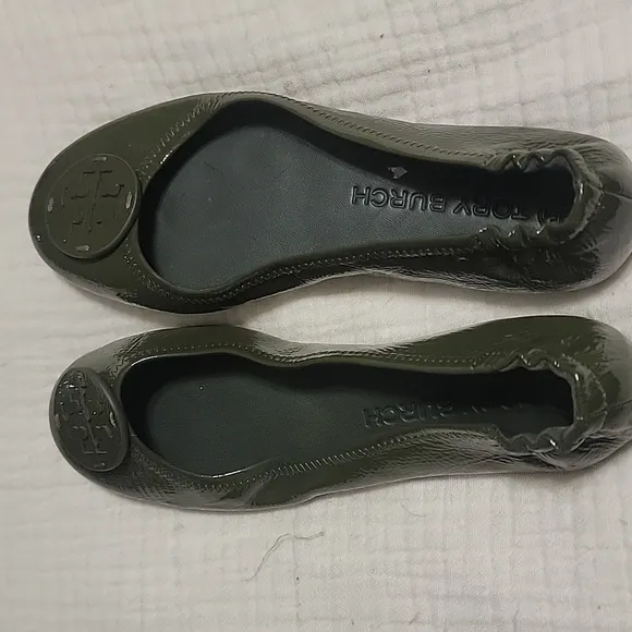 Tory Burch  Minnie Travel Patent Leather Moss Ballet Shoes Flats Sz 9.5m