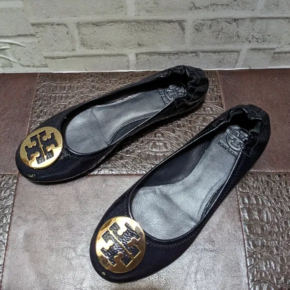 Tory Burch Reva Navy/Gold size 9.5