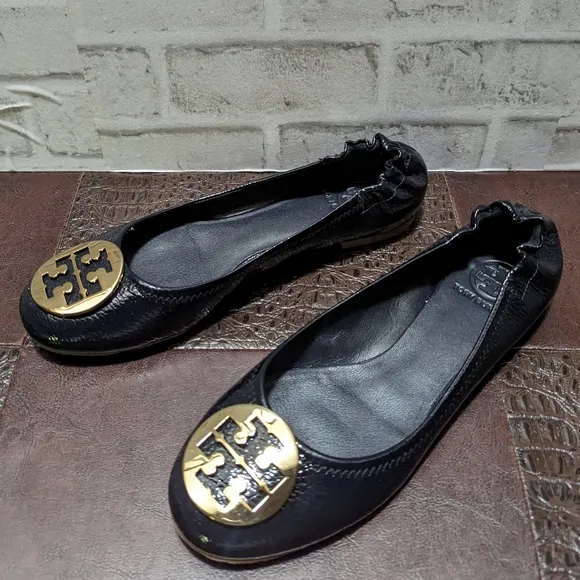 Tory Burch Reva Navy/Gold size 9.5