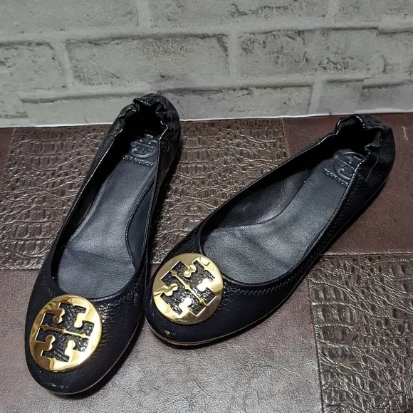 Tory Burch Reva Navy/Gold size 9.5