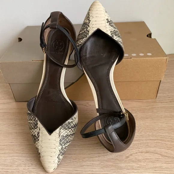 Tory Burch V-Cut Ankle Strap Python Flats Women Shoes - SZ 8