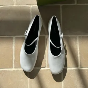 Tory Burch White Flats with Suede Texture and Strap