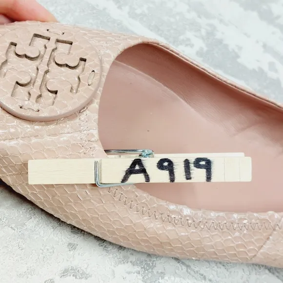 Tory Burch Women's Minnie Travel Cream Snake Embossed Ballet Flats A919