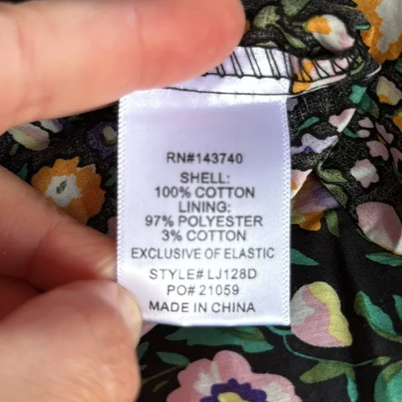 Tuckernuck | Hyacinth House Floral Smocked “Samantha” Midi Dress