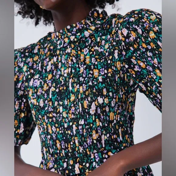 Tuckernuck | Hyacinth House Floral Smocked “Samantha” Midi Dress