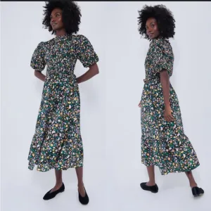 Tuckernuck | Hyacinth House Floral Smocked “Samantha” Midi Dress