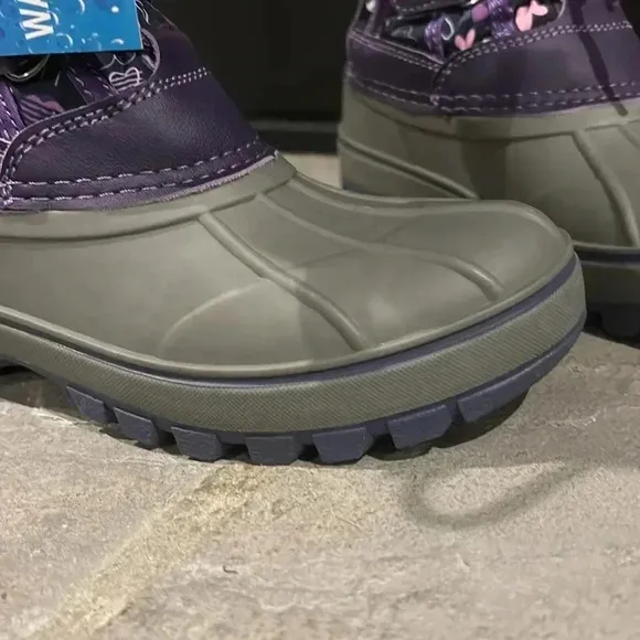 Tundra Perth Water resistant Thermolite insulation, zip up faux fur snow boots 4