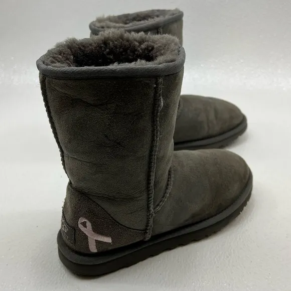 UGG 3410 Women's Winter Boots Classic Short Cancer Awareness Size 5