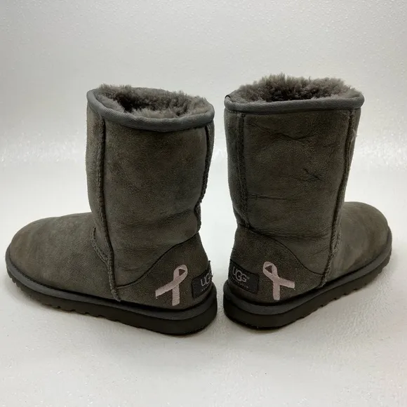 UGG 3410 Women's Winter Boots Classic Short Cancer Awareness Size 5