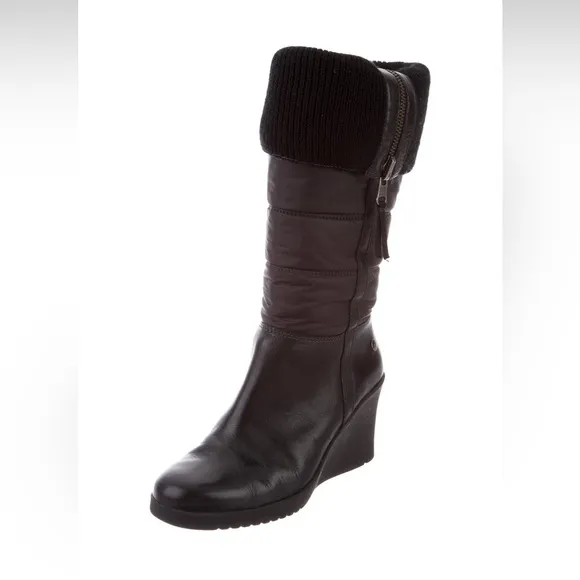 UGG Australia Black Leather Leona Quilted Puff Fold Over Wedge Boots Size 10