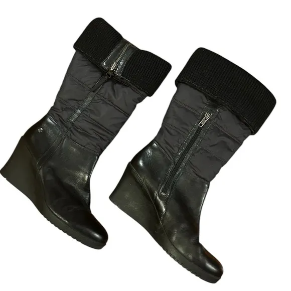 UGG Australia Black Leather Leona Quilted Puff Fold Over Wedge Boots Size 10