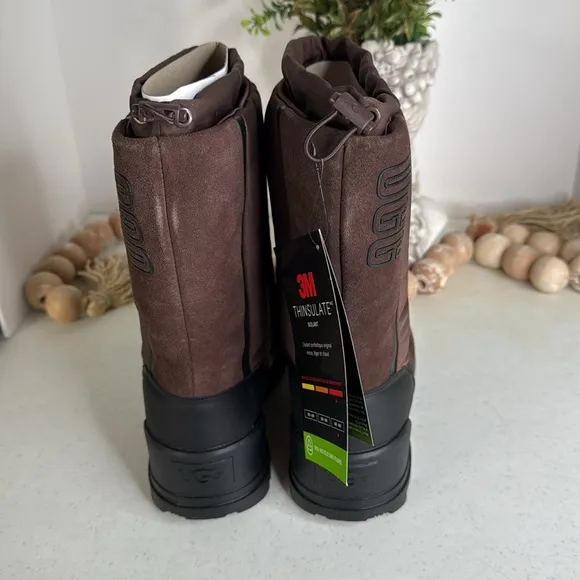UGG Australia Classic Klamath Short Boots - Waterproof Sz 8