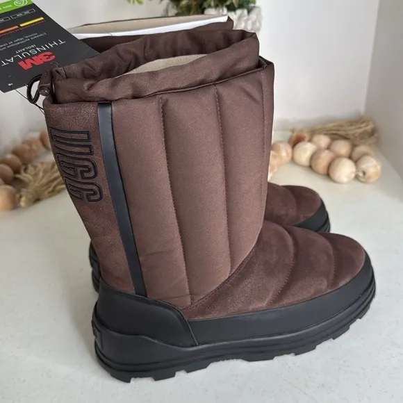 UGG Australia Classic Klamath Short Boots - Waterproof Sz 8