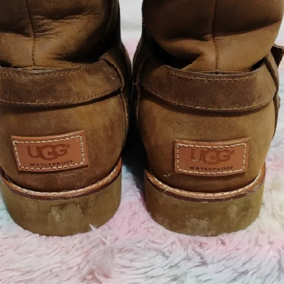 UGG Australia Noira Brown Winter Boots W Sheepskin Lining Sz.10 Worn Once #47
