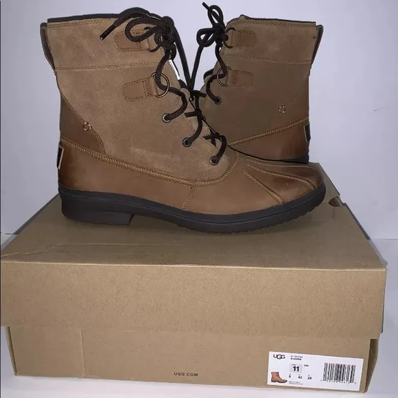UGG AZARIA WOMEN ANKLE BOOTS WATERPROOF CHESTNUT Sz 11 NWB.