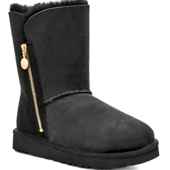 UGG Bailey Minis Size 10 Black Boots Real Shearling Lined Suede Gold Sid…