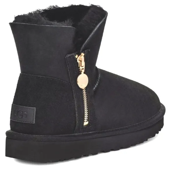 UGG Bailey Minis Size 10 Black Boots Real Shearling Lined Suede Gold Sid…