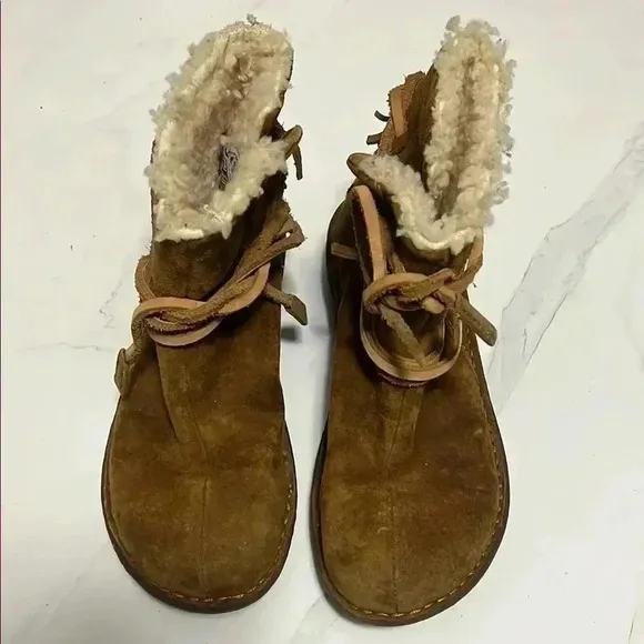 Ugg Brown Suede Fur-Lined Women's Boots