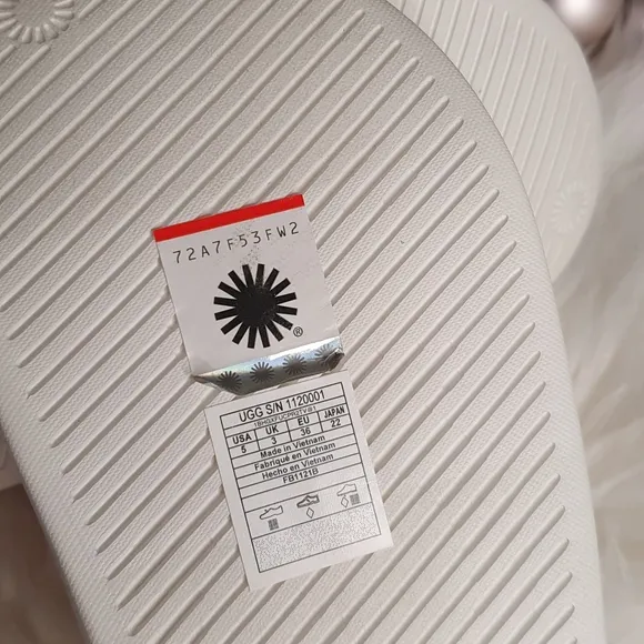 Ugg Cali Collage women slides Size5