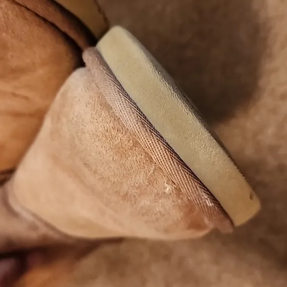 UGG Classic Short Cozy Tan Shearling Boots