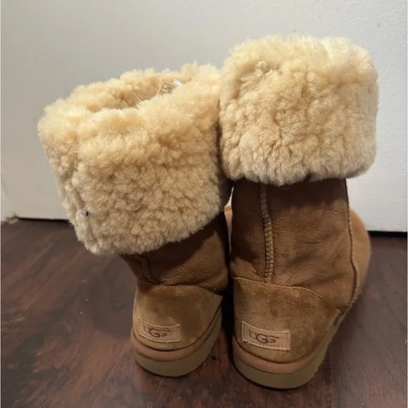 UGG Classic Tall II Fur Lined Tan Suede Brown Boots Sz 9