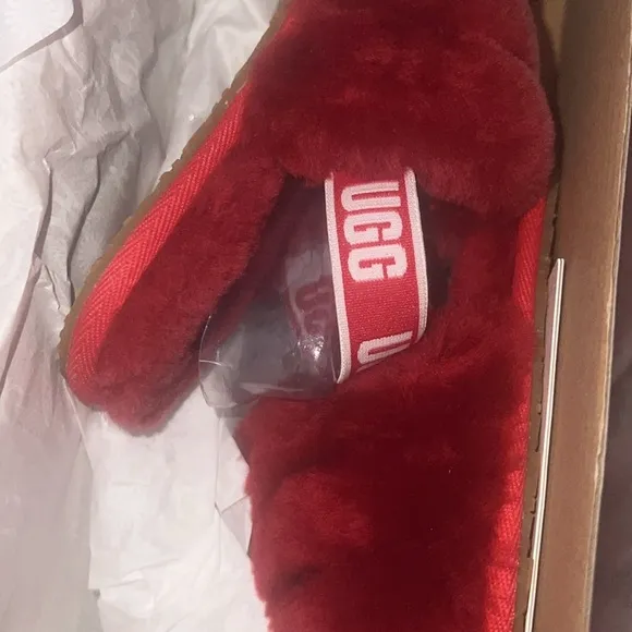 Ugg Fluff Yeah Slide/House Shoe Girls/Toddler | Ribbon Red | NEW IN BOX!!!❤️💤❤️