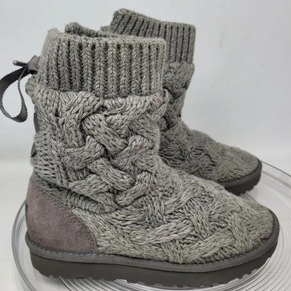 UGG Isla Knit Heathered Grey Winter Boots Womens Size 5 EUR 36 Pull on Mid Calf