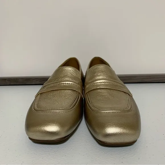 UGG Janaya Women’s Leather Loafers-Size 7 NWT