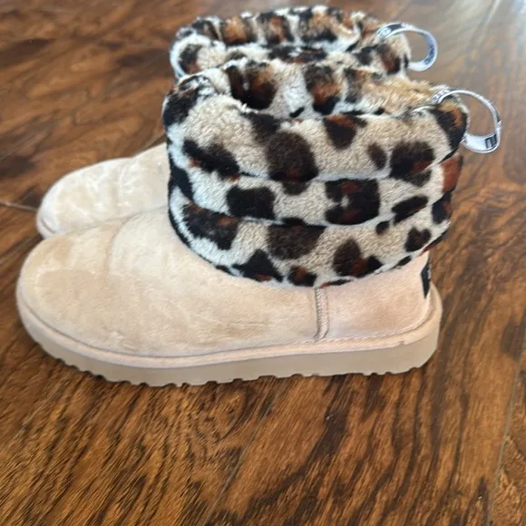 UGG Leopard Fluff mini quilted leopard boots, size 7